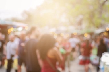 Hafta sonu pazar geçmişinde insan ve çevre bulanıklığı