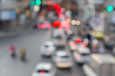 Trafik ışığı arka plan ile şehirde trafik sıkışıklığı Bulanıklığı