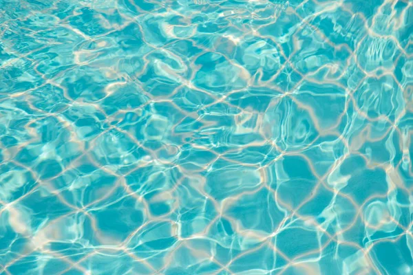 Refléter Les Vagues Dans Fond Piscine Bleue — Photo