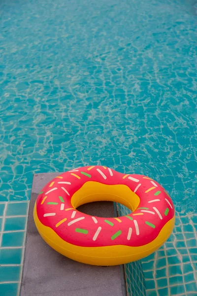 Rubber Ring Blue Swimming Pool Background — Stock Photo, Image