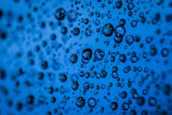 Σταγονίδια Νερού Μπλε Φόντο — Φωτογραφία Αρχείου