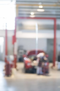 Servis merkezinin arkaplanındaki mesafeyi onarmak ve kontrol etmek için Görüntü Araçları