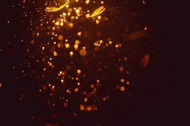 Soyut altın defocus bokeh simli vintage ışıklar siyah arkaplan