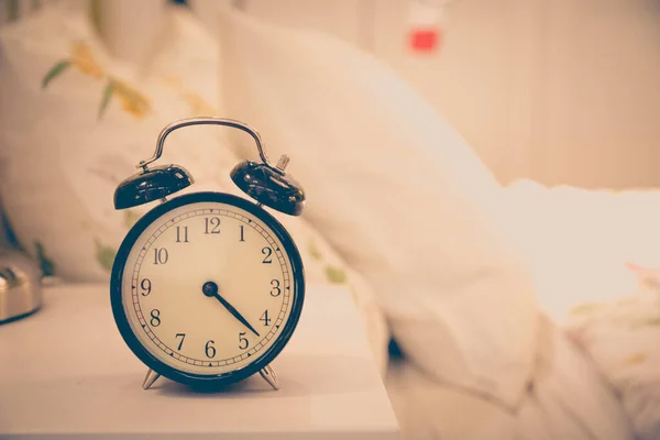 Alarm Clock Bedside Blur Bed Background — Stock Photo, Image