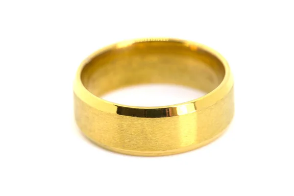 Detailní Záběr Zlatých Prstenů Pro Svatbu Nevěsty Ženicha Izolované Bílém — Stock fotografie
