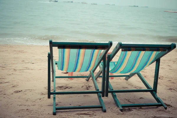 Cama Praia Praia Bem Vindos Turistas Para Sentar Relaxar Fundo — Fotografia de Stock