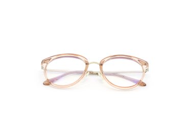 Beyaz arka planda modern temiz pembe çerçeveli gözlük.