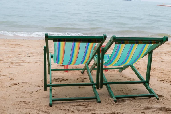 Cama Praia Praia Bem Vindos Turistas Para Sentar Relaxar Fundo — Fotografia de Stock