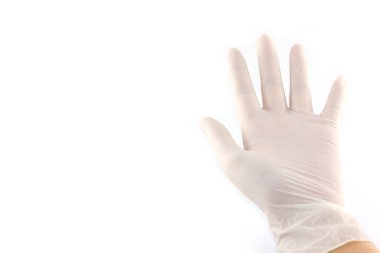 Beyaz arka plandaki hastaların korunması ve bakımı için tıbbi eldiven