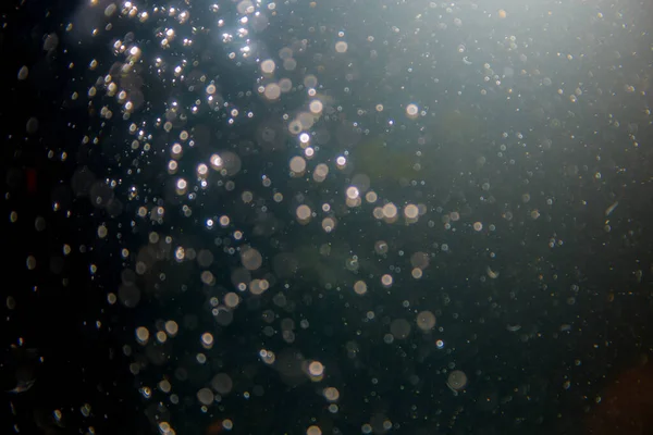 Siyah arka planlı soyut siyah defocus bokeh simli vintage ışıklar