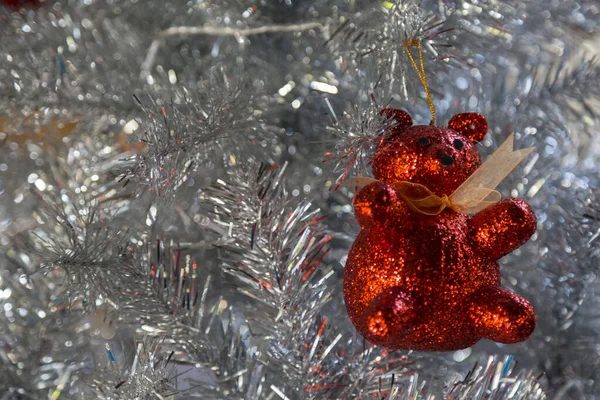 Red Glitter Bear White Christmas Tree Background — Stock Photo, Image