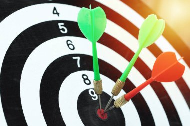 Hedefin merkezinde ok olan başarılı bir iş planlaması..