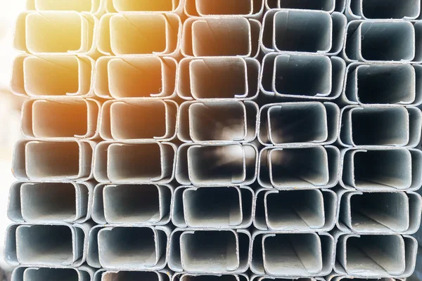 İnşaat alanında çelik malzeme, inşaat için çelik kutu.