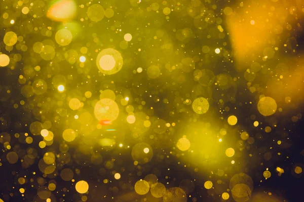 Fantezi soyut bulanık altın ışık bokeh renkli ışıltı arka plan kullanımı