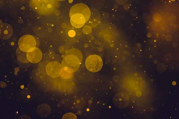 ファンタジー要約背景にカラフルな輝きの使用の黄金のボケをぼかす — ストック写真