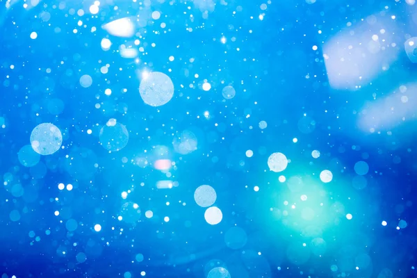 Fantezi soyut bulanık mavi ışık bokeh renkli parlak arka plan kullanımı