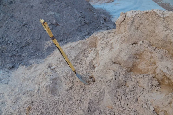 Sand Pile Construction Shovel — Stock Photo, Image