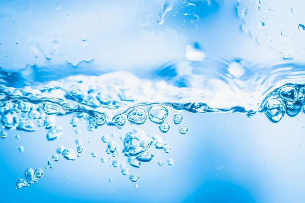 Φυσαλίδες Αέρα Στο Φρέσκο Μπλε Νερό Χρήση Για Φόντο — Φωτογραφία Αρχείου