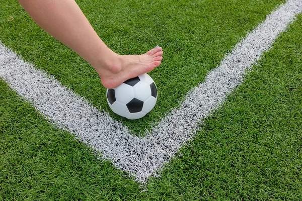 Women Use Barefoot Step Football Artificial Turf Football Fields — Stock Photo, Image