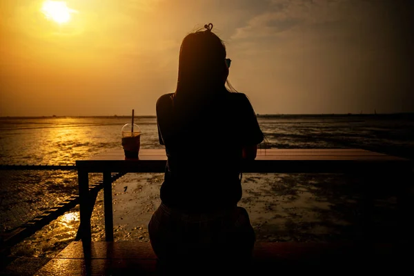 Women Sitting Watching Sea Sunset Nature Background — Stock Photo, Image