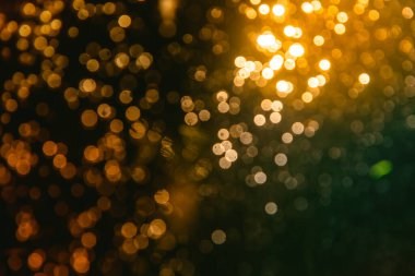 Fantezi soyut bulanık altın ışık bokeh renkli ışıltı arka plan kullanımı