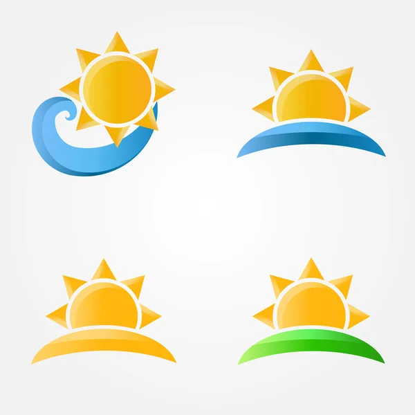 Iconos de sol de vector brillante con mar, arena y hierba — Vector de stock