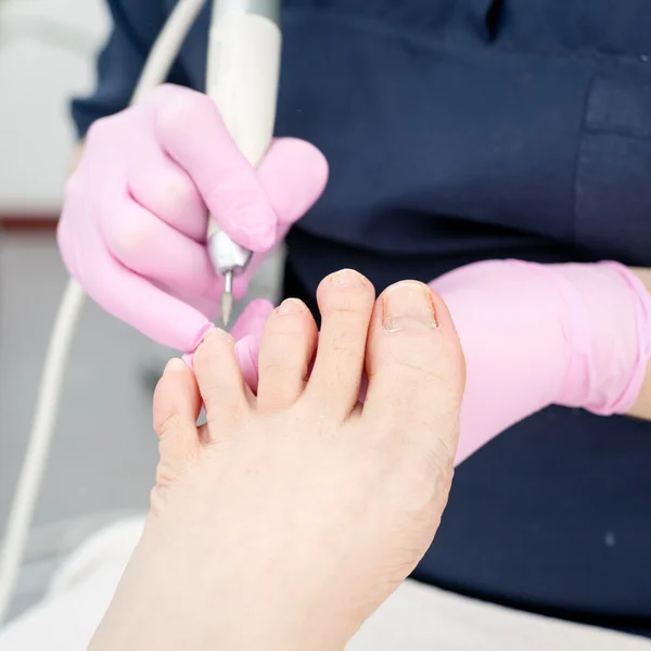 Pedicure w toku — Zdjęcie stockowe