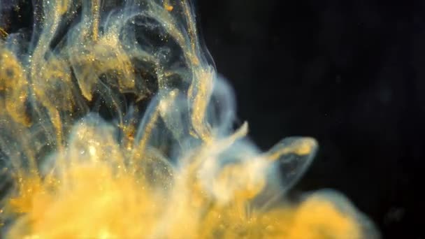 Rauchfarbenmischung Unter Wasser Abstrakter Hintergrund Der Tintenausbreitung Wasser Royale Und — Stockvideo