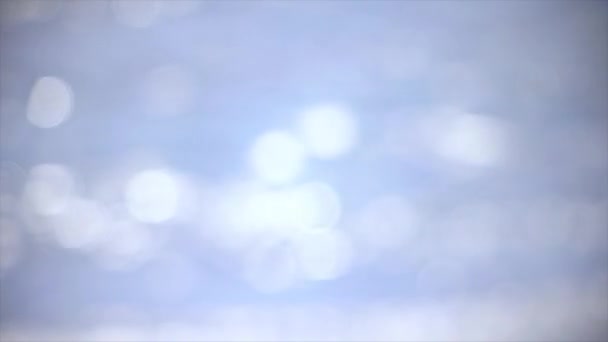 Отражение Света Водной Поверхности Разрядило Мягкий Свет Боке Фона Огни — стоковое видео