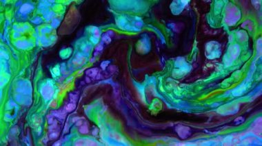 Renkli soyut psikedelik sıvı sıvı ışık gösterisi, su ve yağda mürekkep boya desenleri. Su yüzeyi akış arkaplanı, sıvı metaller kimyasal yağ materyalleri, parlak ipek saten doku arka plan.