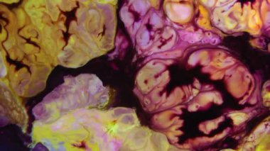 Renkli soyut psikedelik sıvı sıvı ışık gösterisi, su ve yağda mürekkep boya desenleri. Su yüzeyi akış arkaplanı, sıvı metaller kimyasal yağ materyalleri, parlak ipek saten doku arka plan.