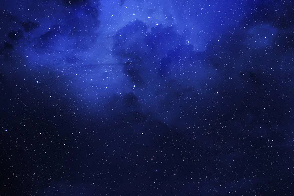 이빛나는 하늘의 별들의 그리고 성운을 만드는 것입니다 렌더링된 미술가 — 스톡 사진