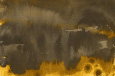 Altın Mürekkep desenli arka plan. Kağıt bir tuval üzerinde yumuşak altın su mürekkebi. Soyut altın parıltılı desenli sanat illüstrasyonu. Soyut sanat, ödüller, konser, sunum, grafik tasarım ve daha fazlası için arkaplan.