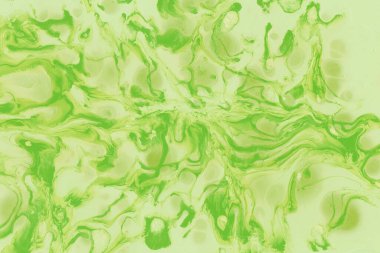 Islak duvar dokusu. Çadır bezi dokusunda soyut renkli yağlı boya resim. Yaratıcı bir şekilde tasarlanmış el yapımı bir duvar. Kuru boya izleri. Fırça darbeleri. Modern sanat. Çağdaş sanat.