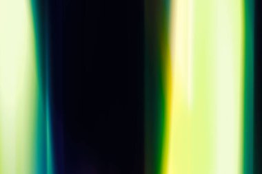 Prizma ışığı arka planda film kaplaması sızdırır. Gökkuşağı çok renkli doymuş efektli film örtüsü. Fotoğraf düzenleme için çok renkli ışık, mercek fişeği kaplamasını sızdırır. Yüksek Çözünürlüklü Mercek Işık sızıntısı Hafif Efekt Arka plan Dokusunu Örtüyor.