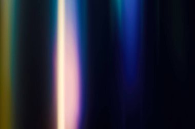 Prizma ışığı arka planda film kaplaması sızdırır. Gökkuşağı çok renkli doymuş efektli film örtüsü. Fotoğraf düzenleme için çok renkli ışık, mercek fişeği kaplamasını sızdırır. Yüksek Çözünürlüklü Mercek Işık sızıntısı Hafif Efekt Arka plan Dokusunu Örtüyor.