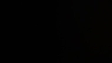 Sinematik görüntüler için Amorfik Gerçekçi ve Organik Kamera Işık Sızıntıları ve Geçişler. Optik mercek patlaması, Işık sızıntısı, Stüdyo alevi, yanıp sönen ışıklar, doğal lamba ışığı efekti.