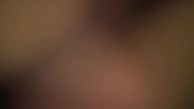 Sinematik görüntüler için Amorfik Gerçekçi ve Organik Kamera Işık Sızıntıları ve Geçişler. Optik mercek patlaması, Işık sızıntısı, Stüdyo alevi, yanıp sönen ışıklar, doğal lamba ışığı efekti.