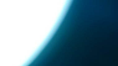 Amorfik mor gerçekçi ve organik kamera ışık sızıntıları ve sinematik görüntüler için geçişler. Optik mercek patlaması, Işık sızıntısı, Stüdyo alevi, yanıp sönen ışıklar, doğal lamba ışığı efekti.