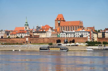 Torun 'un panoramik görüntüsü. Polonya