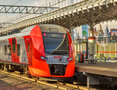 Moskova 'nın Izmailovo İstasyonu Moskova merkez çemberi. Rusya