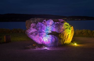 Sortavala 'da (Serdobol) arzu taşı. Karelia Cumhuriyeti. Rusya