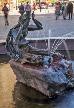 Kazan 'da Bauman Caddesi' ndeki Fountain-Monument Vodyanaya (Su Anasy). Tataristan. Rusya