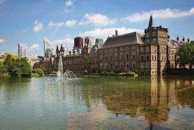 Lahey 'deki Binnenhof (Den Haag). Güney Hollanda. Hollanda