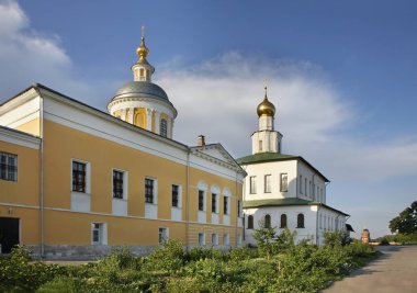 Radonezh St. Sergius Kilisesi ve Kolomna 'daki Epiphany Old-Golutvin Manastırı' nda Epiphany Katedrali. Rusya
