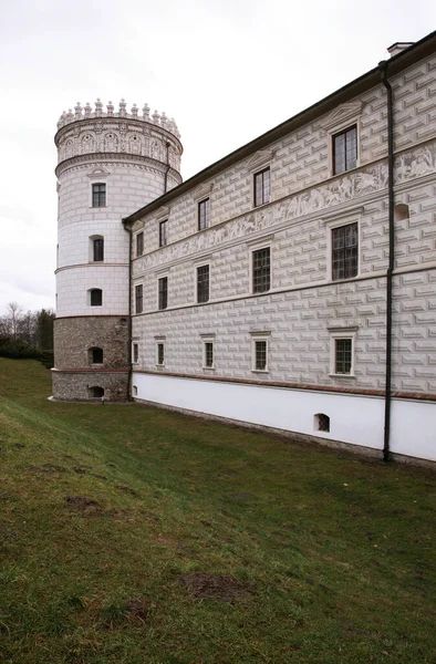 Edele Toren Van Kasteel Krasiczyn Zamek Krasiczynie Bij Przemysl Polen — Stockfoto