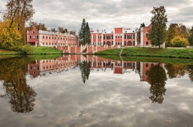 Marfino malikanesinin neşesi. Moskova Oblastı. Rusya