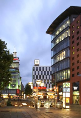 Stuttgart 'taki King Caddesi. Almanya