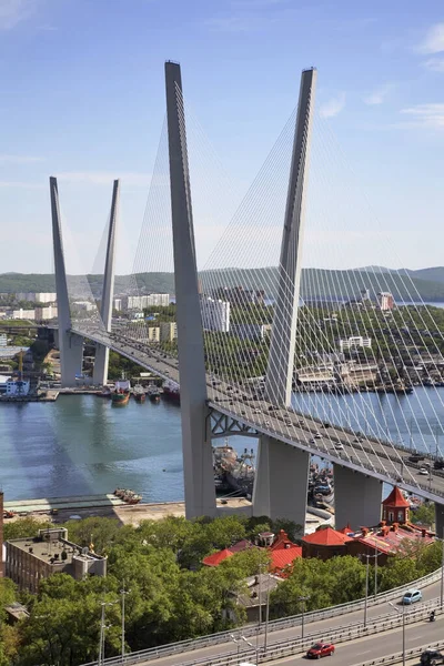 Puente Oro Vladivostok Rusia —  Fotos de Stock