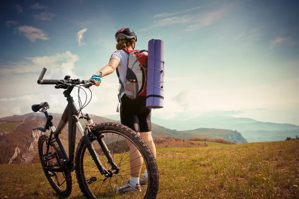 Biker-Mädchen — Stockfoto